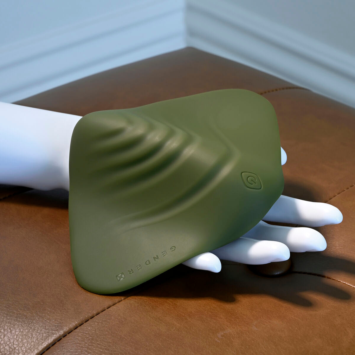 V3H2C6172610EE0A4568B9856BD8FCA6E3FR7220548P10